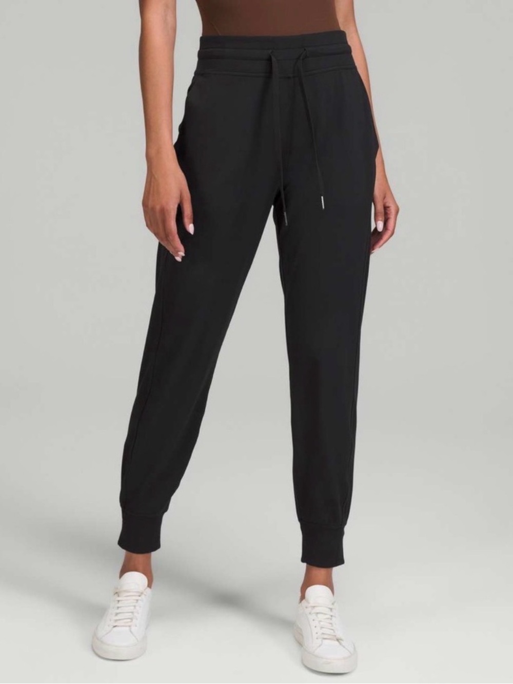 Lululemon ready to rulu joggers